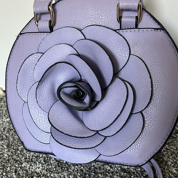 Lavender Flower Crossbody/Handbag - Picture 3 of 7